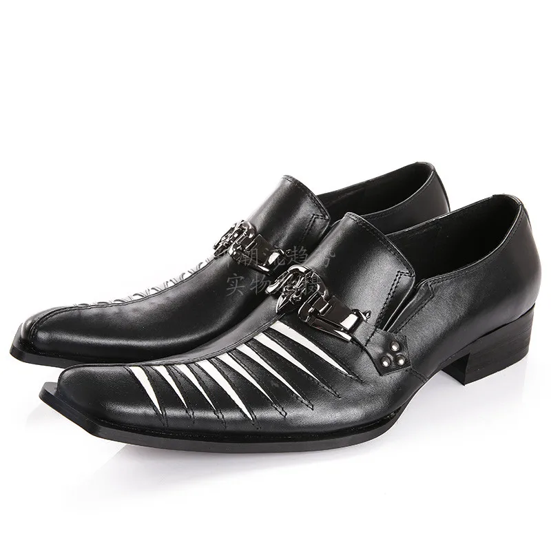 Корейская версия черно белых мужских туфель на плоской подошве роскошные