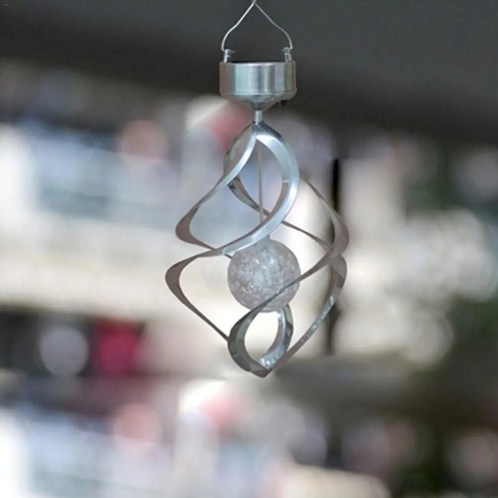 Solar Powered Wind Chimes Light Colorful Change Hanging Light Waterproof Outdoor Decoration Lighting for Garden Courtyard Villa