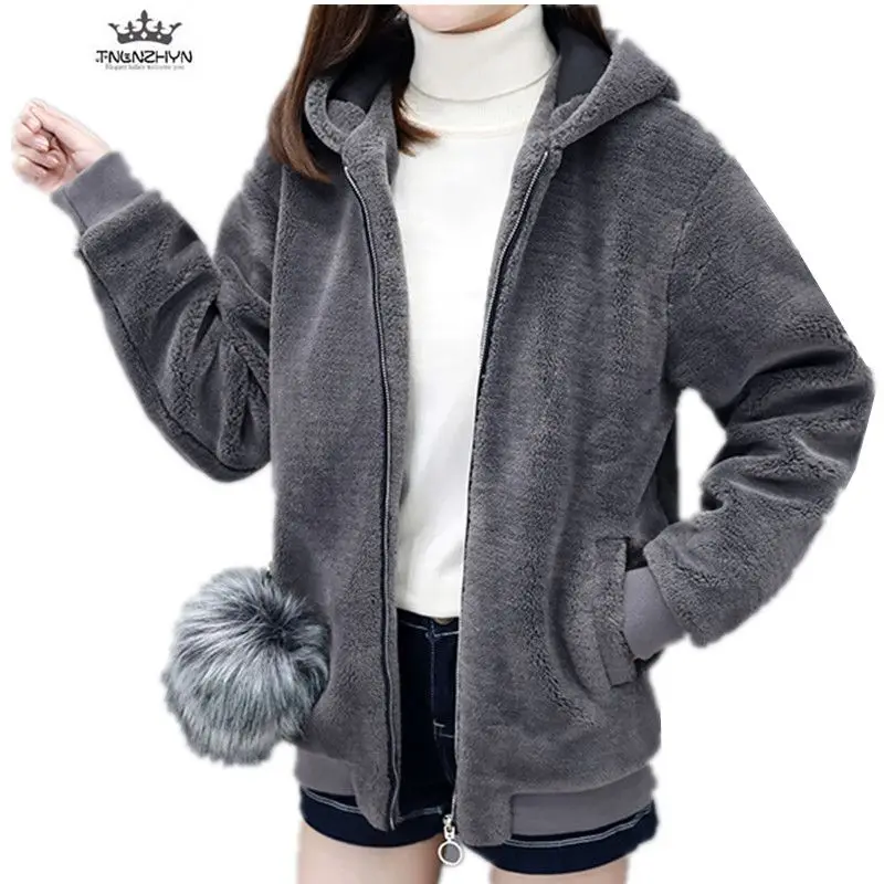 

THLNZHYN Sheep Shears Coat Women 2019 Winter Loose Plus size Short Fur Coat Thicken Warm Fashion Hooded Women Jacket Coats SK927