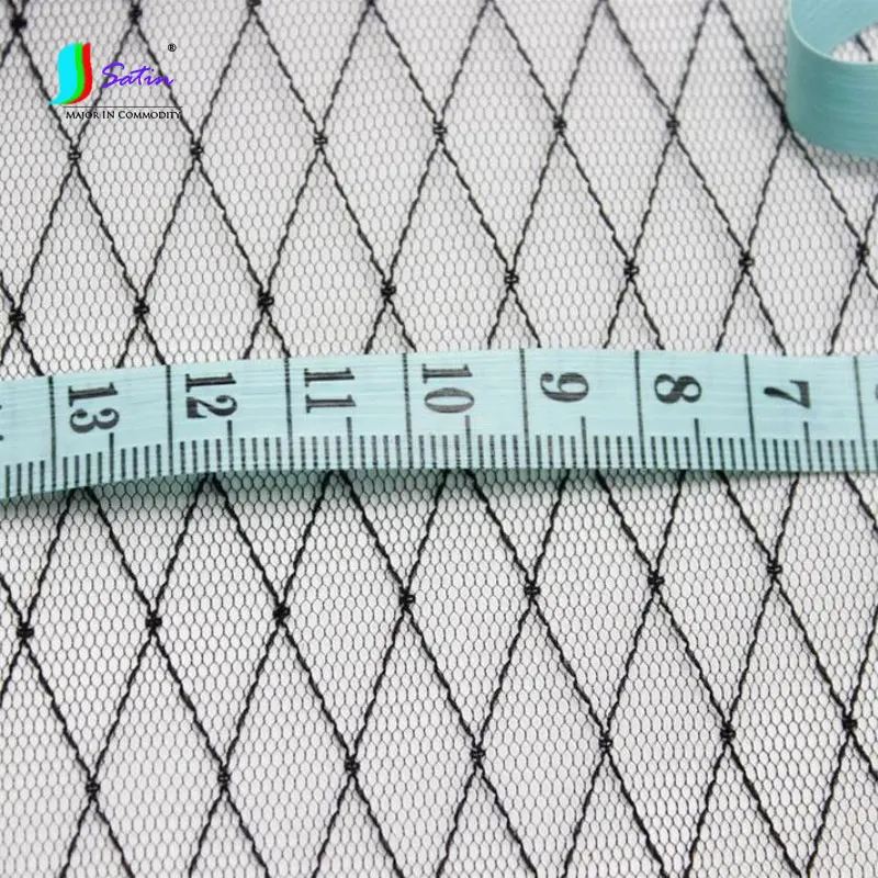 Черный белый цвет Ясновидящий Diamond сетки полые кружево вуаль джемпер ткань S0131L |