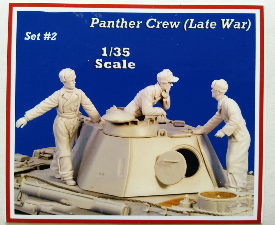 3 фигурки экипировки Пантеры разных цветов Игрушечная модель из смолы