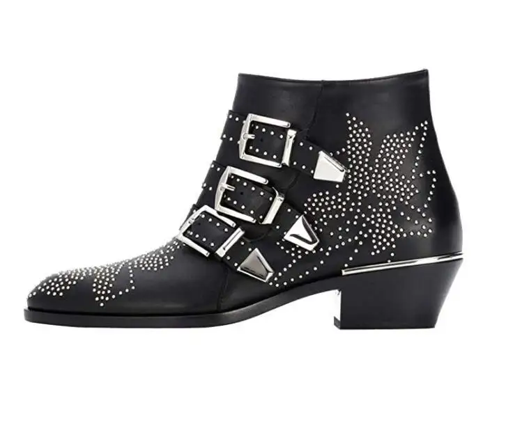 Black silver rivet Зимние кожаные ботильоны с ремешком и пряжкой; женские брендовые ботинки с острым носком; плотные ботинки в байкерском стиле; Полусапоги с заклепками; - Цвет: Black silver rivet