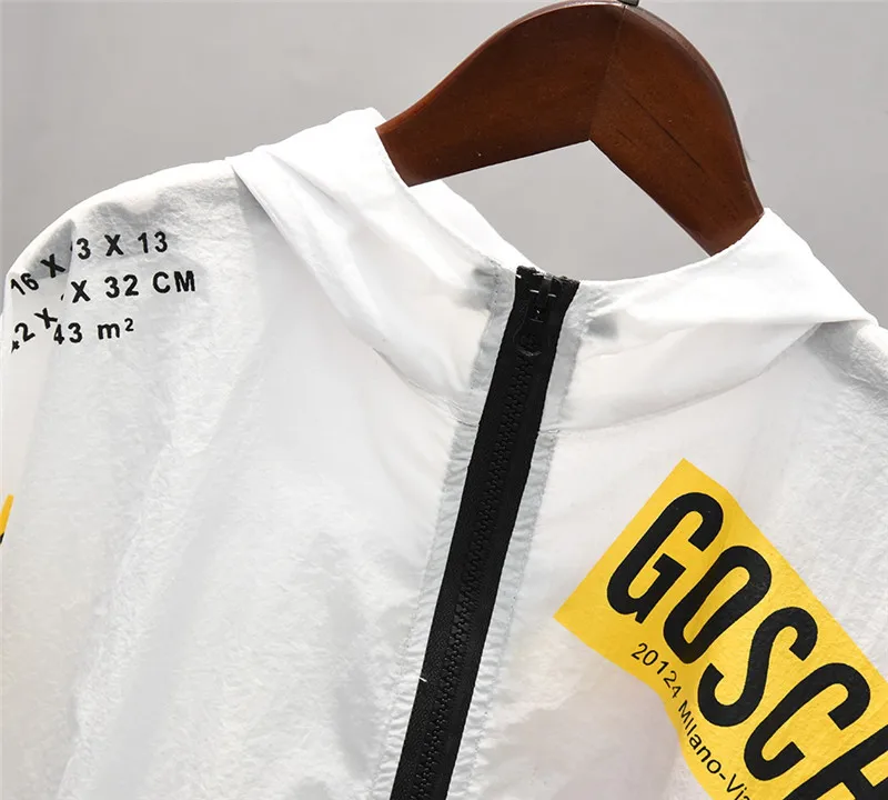 Комплект летней одежды для маленьких мальчиков Детские комплекты мультяшное