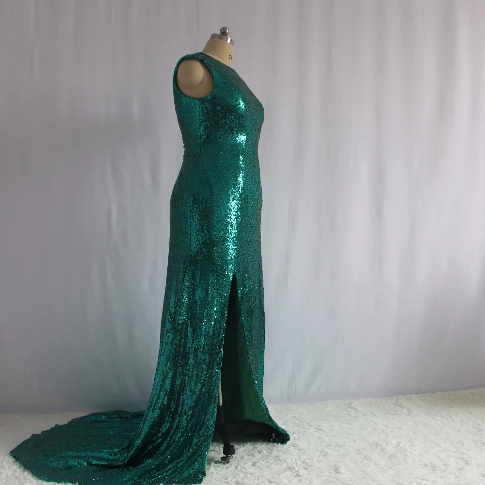 Женское винтажное платье со шлейфом темно-зеленое блестящее для выпускного