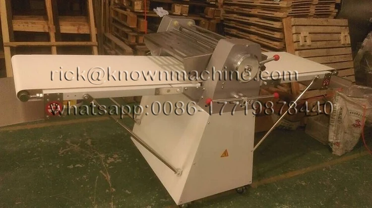 Самый лучший продавая автоматический для Круассанов тесто Sheeter печенья пекарня