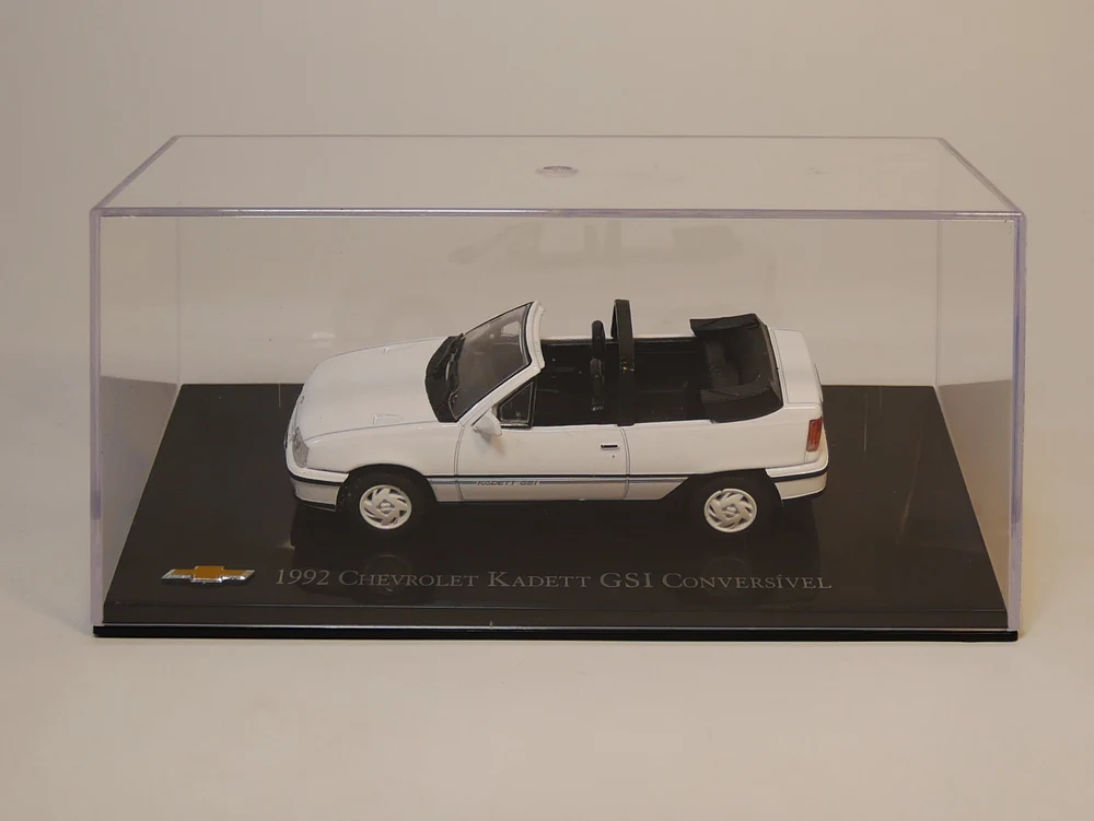 Модель автомобиля под давлением ixo 1:43 Chevrolet Kadett GSI Conversivel 1992|Наземный транспорт| |