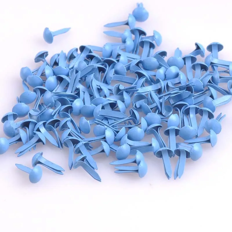 blue 100 шт Смешанные Разноцветные Круглые металлические шпильки Brads Borchie Per Scarpe украшения Brads металлические шпильки и шипы CP0361 - Цвет: blue