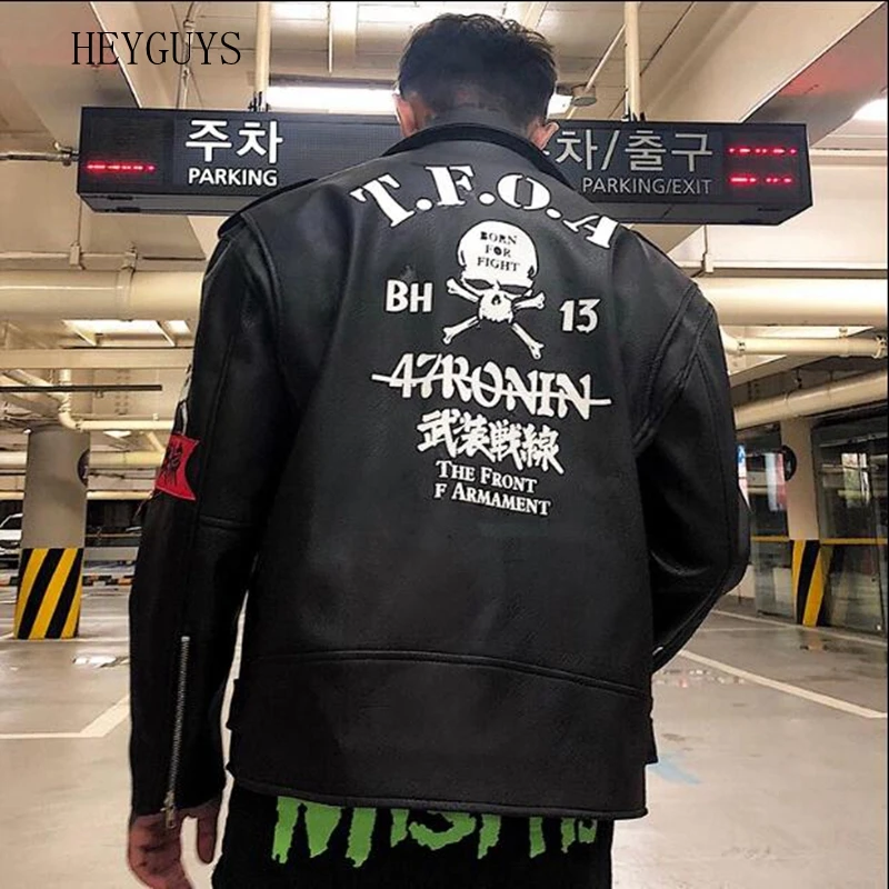 Фото Мужская кожаная куртка в стиле ретро уличная брендовая бомбер панк с принтом