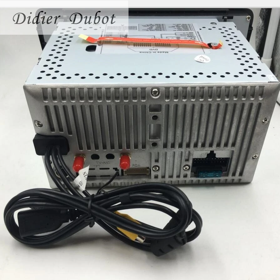 Автомобильный DVD плеер с четырехъядерным процессором Android 6.0.1 GPS Навигатором 7