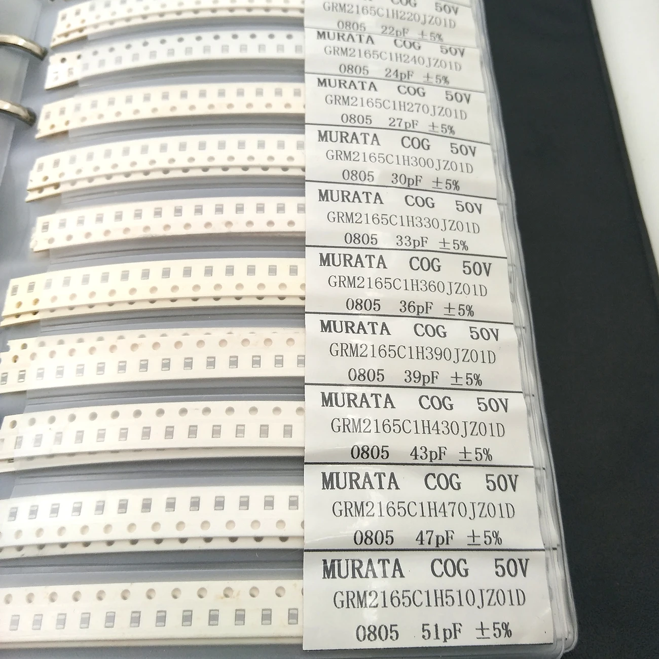 Конденсаторы микросхем 0805 SMD в ассортименте 92 значения x 50 шт. 4600 образец