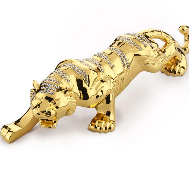 

New Car interior accessories Creative alloy drilling tiger Car perfume seat ornaments statue Home decoration Send friends gifts