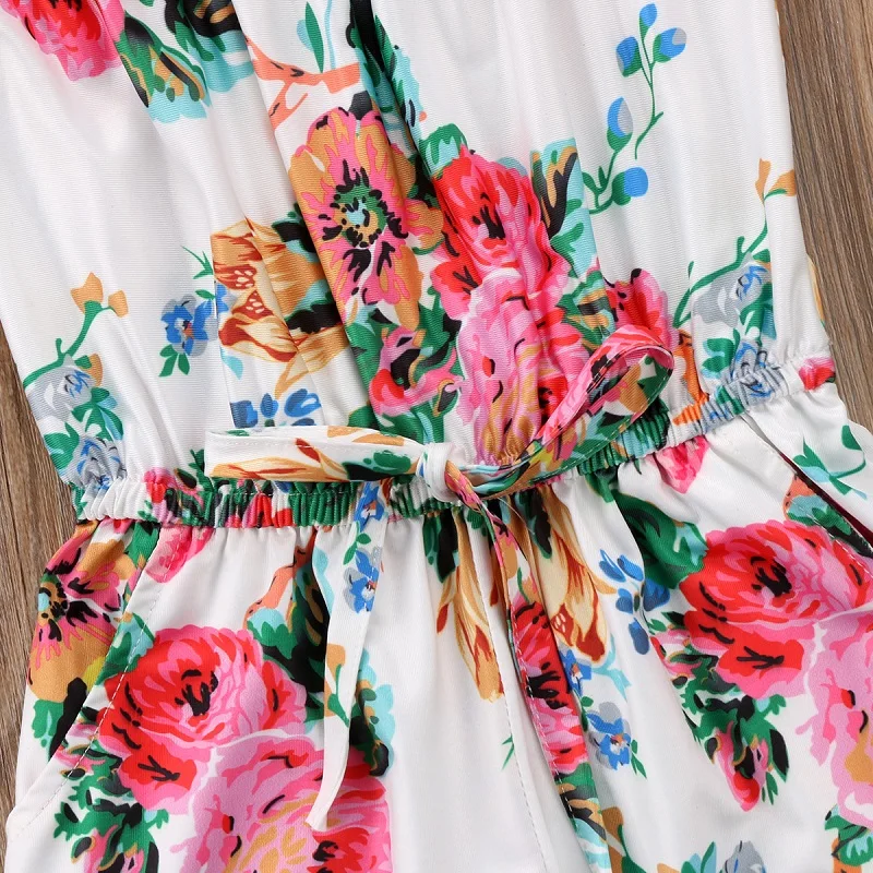 Детский комбинезон на бретельках с цветочным принтом | Мать и ребенок