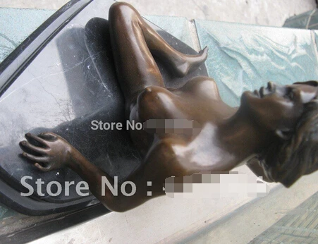 0 Экспресс Доставка в сексуальную голая красавица на каменной бронзовой