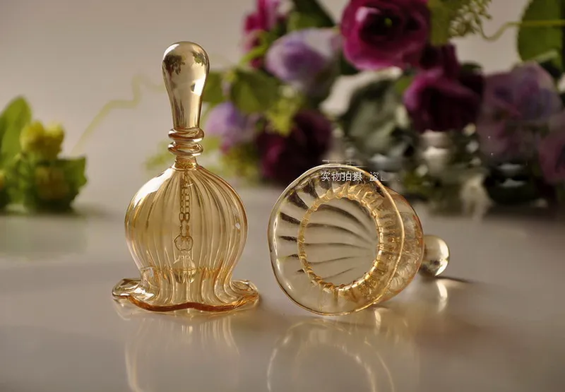 

one piece Table bell Ring crystal glass rattle gold simple birthday gift creative gift retro meal bell Mini 90mm