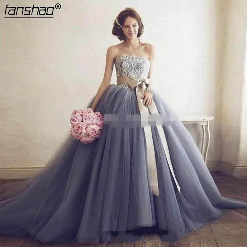 

Elegant New Sexy Lace Ball Gown Quinceanera Dresses with Bow Tulle Floor-Length Sweet 16 Dresses Vestidos De 16 Party Gowns
