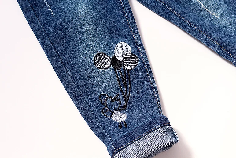 Осень 2021 джинсы для маленьких мальчиков и девочек джинсовые брюки с радужной