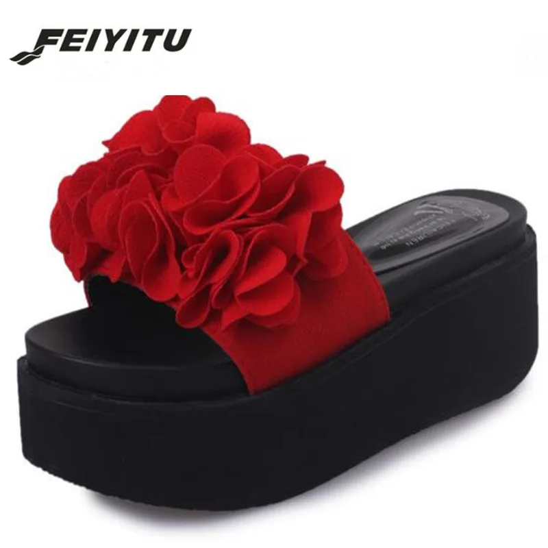 Женские пляжные шлепанцы FeiYiTu летние на танкетке с цветами модные повседневные