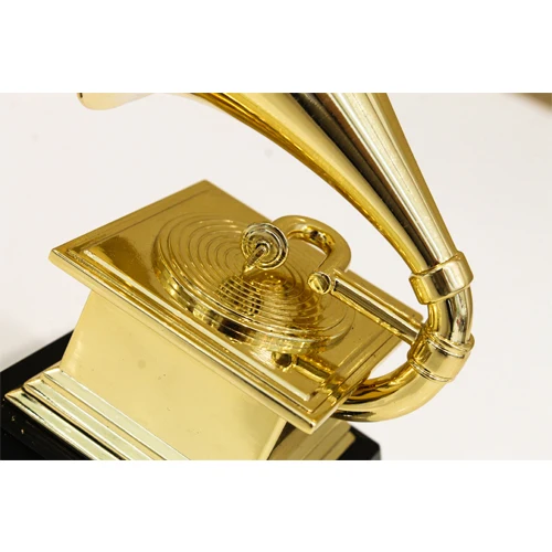 Grammy Award граммофон металлический трофей от NARAS Бесплатная доставка 18 5 см труба