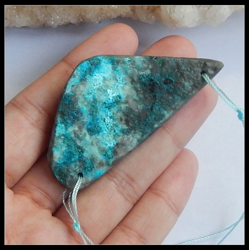 Натуральный камень Drusy Chrysocolla двойное отверстие с отверстием в передней части ожерелье кулон 58x29x9 мм 19,2 г модный ювелирный кулон