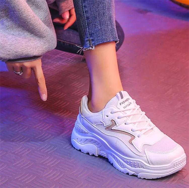 Женская обувь высокого качества кроссовки для отдыха на плоской платформе