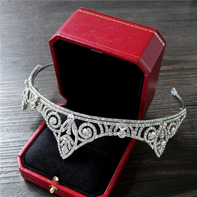 Свадебная корона для волос во французском стиле простая красивая блестящая