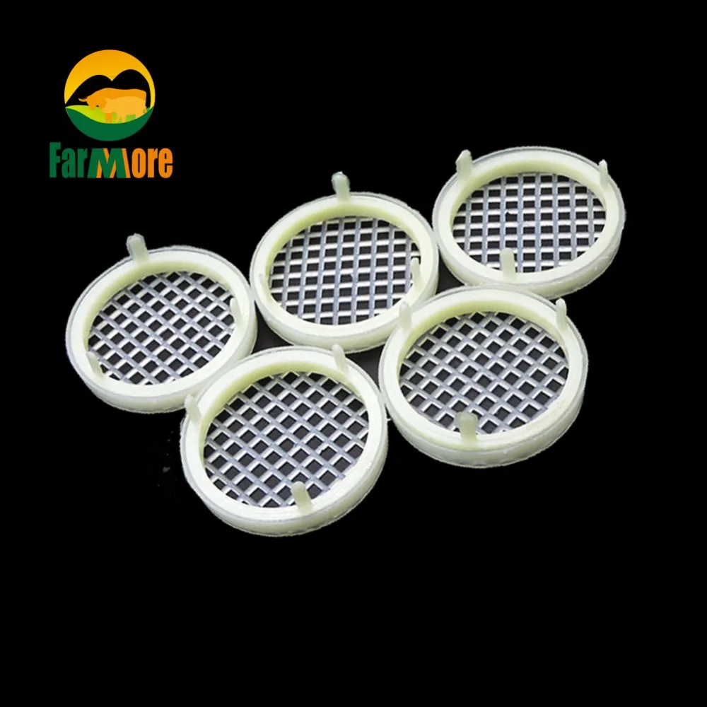 

2pcs Round King Prisoner Cage Beekeeping Queen Cage Prevent Bee from Escaping Bee Keeper Tool