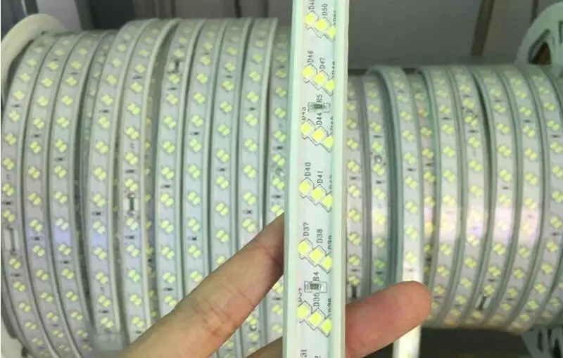 SMD 2835 Светодиодная лента 220V 276 светодиодный s/mThree ряд водонепроницаемая лента веревка 50 см можно резать теплый белый свет украшения супер яркий