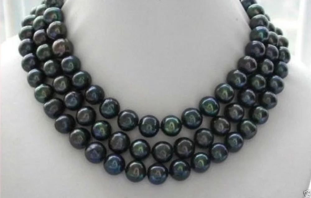 

natural 9-10mm black tahitian pearl necklace 36"