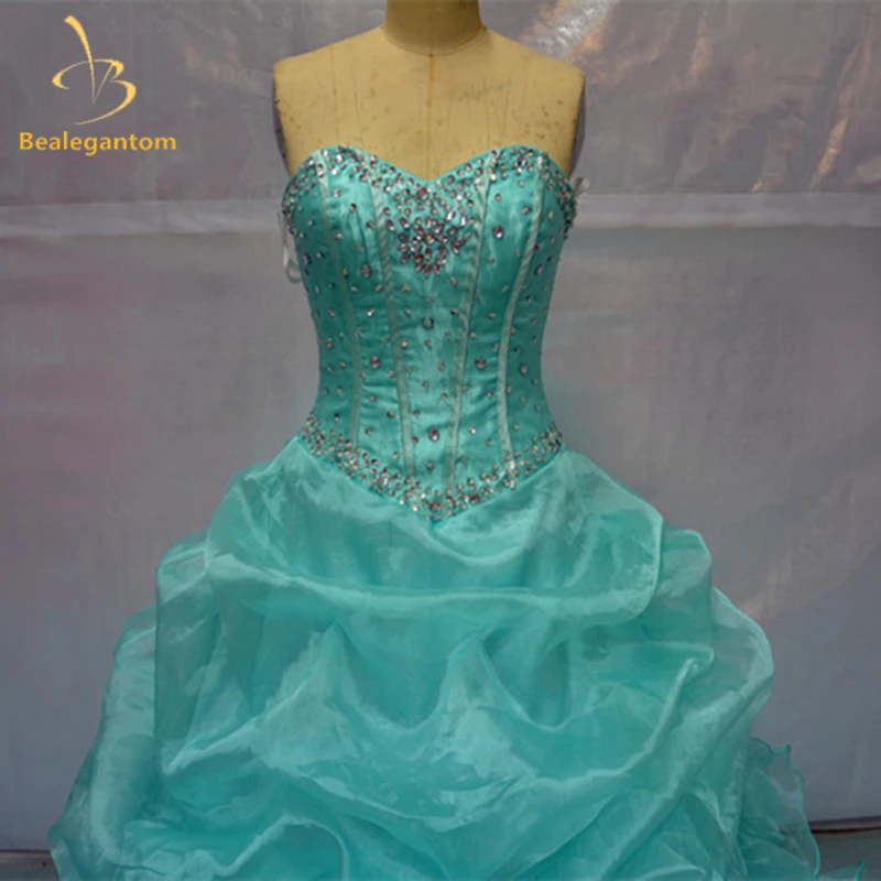 Новые имеющиеся в наличии из органзы обшитое бисером вырез сердечком розового