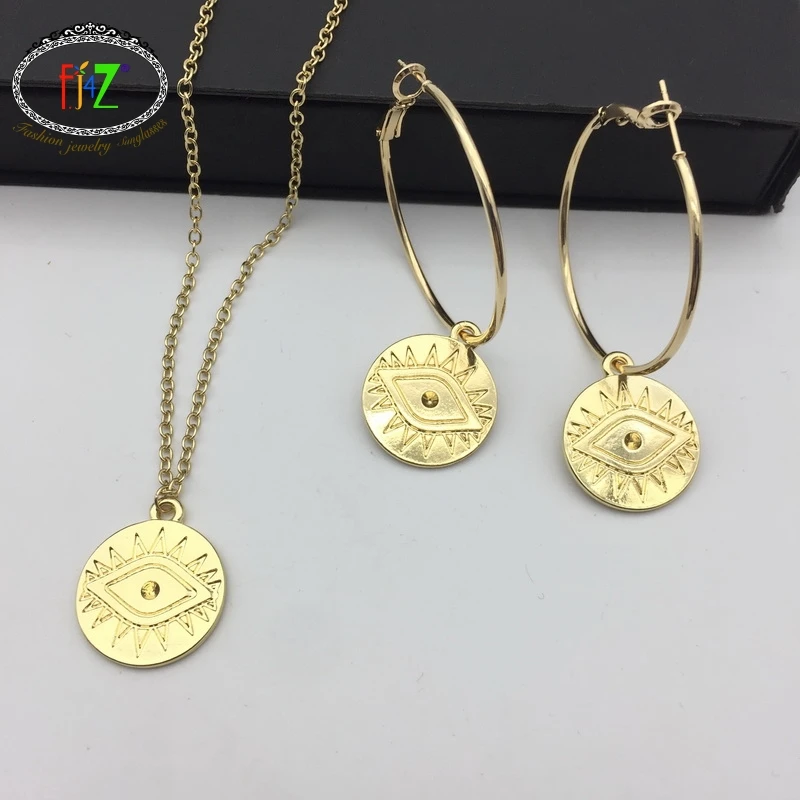 

F.J4Z New Hot On Ins Eye Coin Necklace Pendant Fashion Vintage Alloy Turkey Evil Eye Round Pendant jewelry goz kolye