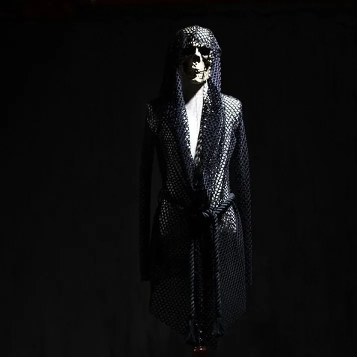 Для мужчин сетчатый топ 2017 с капюшоном длинным рукавом гот футболка вырез