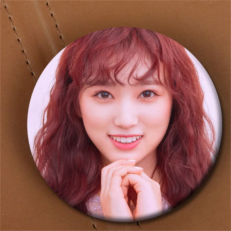 Youpop KPOP IZONE Броши 2-й Мини альбом HEARTIZ официальное фото из* одно сердце* из булавка значок для одежды шляпы рюкзак корсажи - Окраска металла: XZ1888