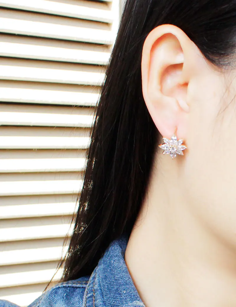 Женские серьги гвоздики с фианитами в виде цветка и маргаритки|clip earrings|fashion clip