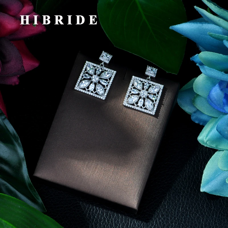 Роскошные квадратные фианитовые длинные серьги подвески HIBRIDE с фианитами для