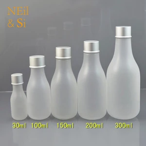 Матовая пластиковая бутылка-капля для шампуня