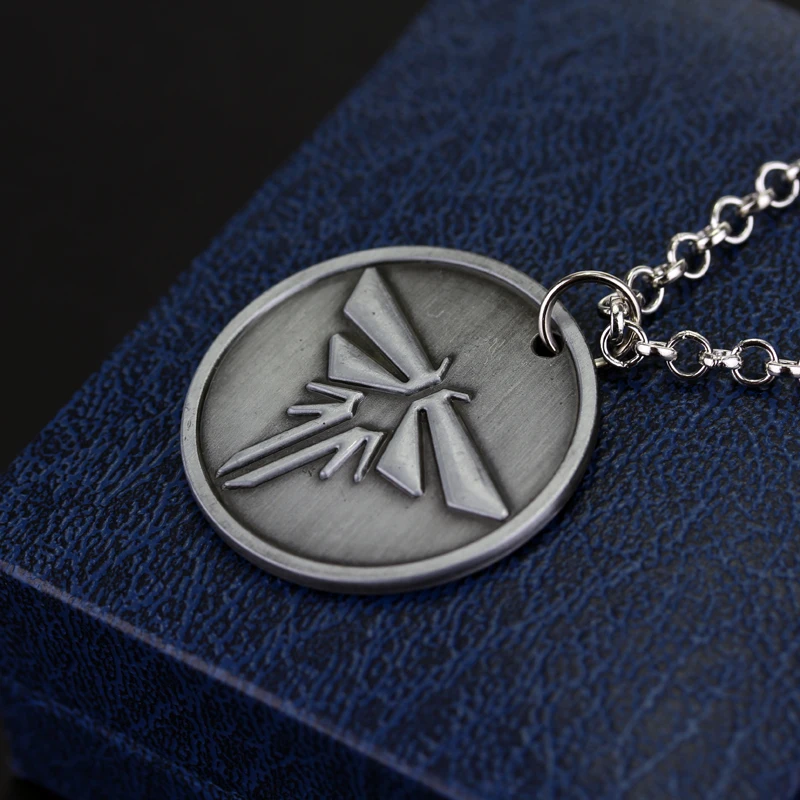 Цепочка с кулоном и светлячком из фильма Последняя США подвеска собачьей биркой