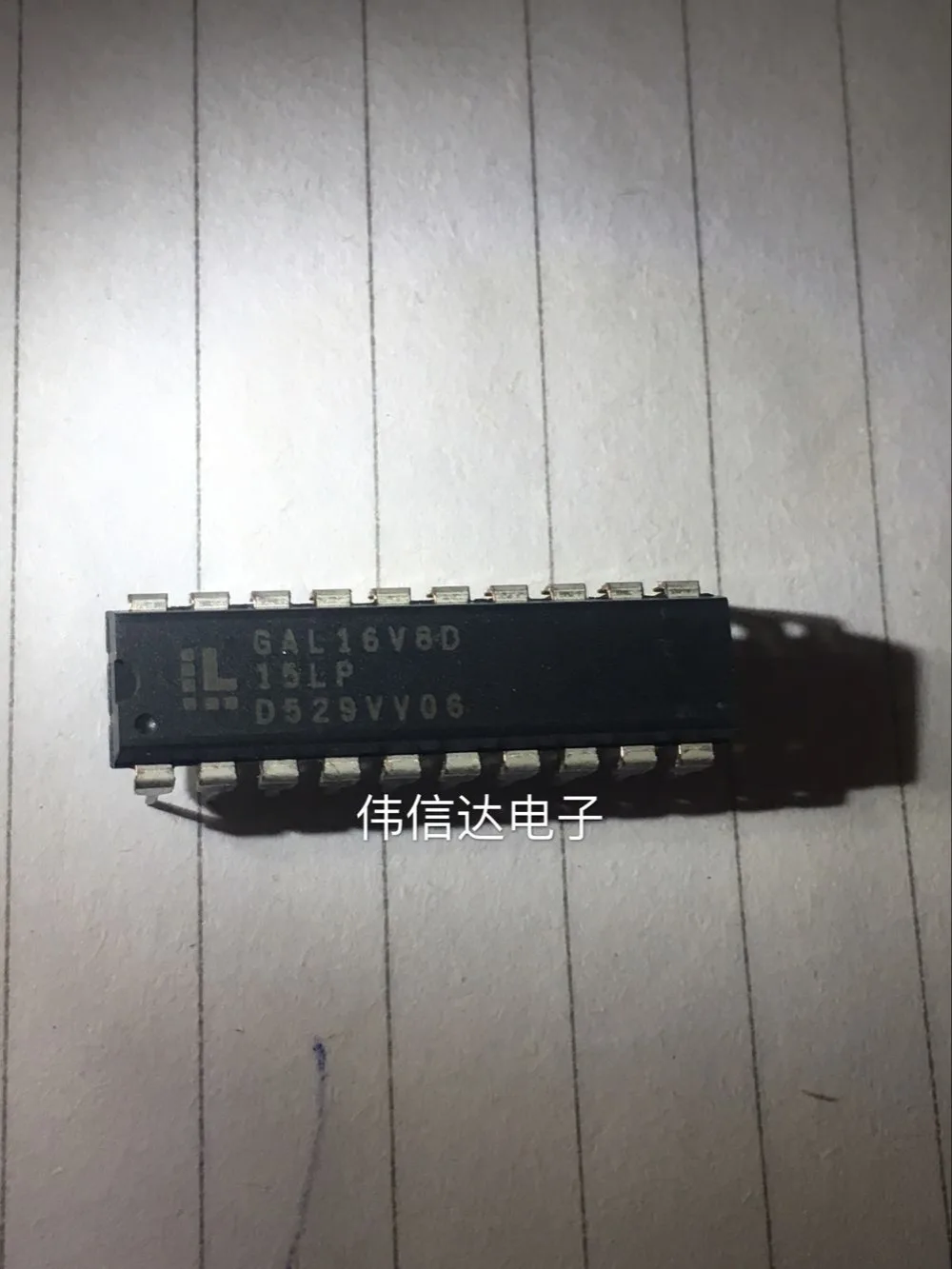 

Бесплатная доставка GAL16V8D GAL16V8D-15LP