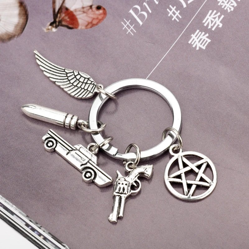 

Super Natural Devil's Trap Key Chain Pentagram Pistol Bullet Keychain Accessories Pendant Key Ring Charms Keychains for Ladies