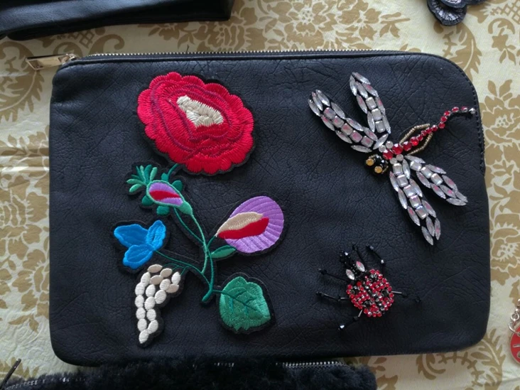 1 комплект вышитый бисером костюм с изображением стрекозы и