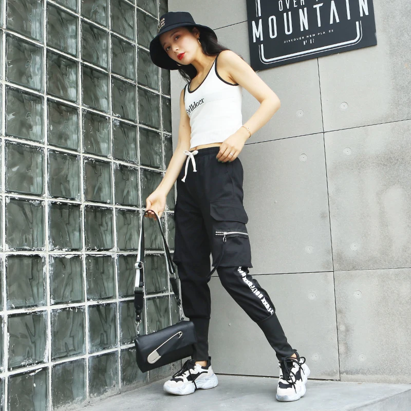 

Women Trousers Fall Fashion Cargo Pants Streetwear Letters Printed Patchwork Spring Plus Size Black Casual Pant Red Loose Bottom
