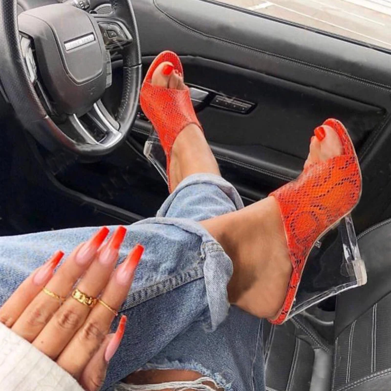 Женские босоножки на танкетке FINDHER прозрачные высоком каблуке с принтом змеиной