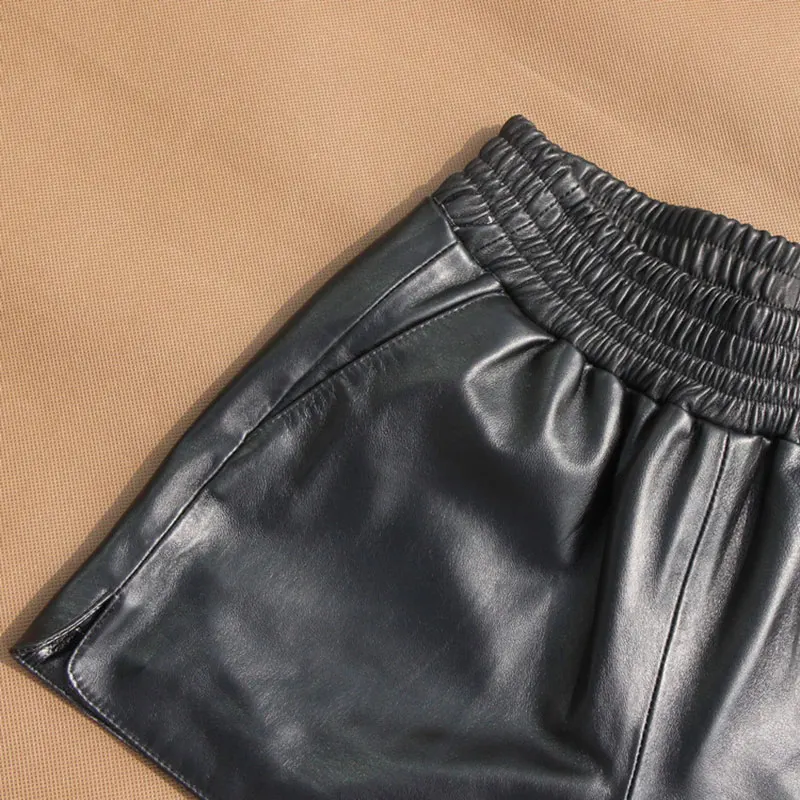 Женские короткие брюки из натуральной кожи черные повседневные шорты овчины с