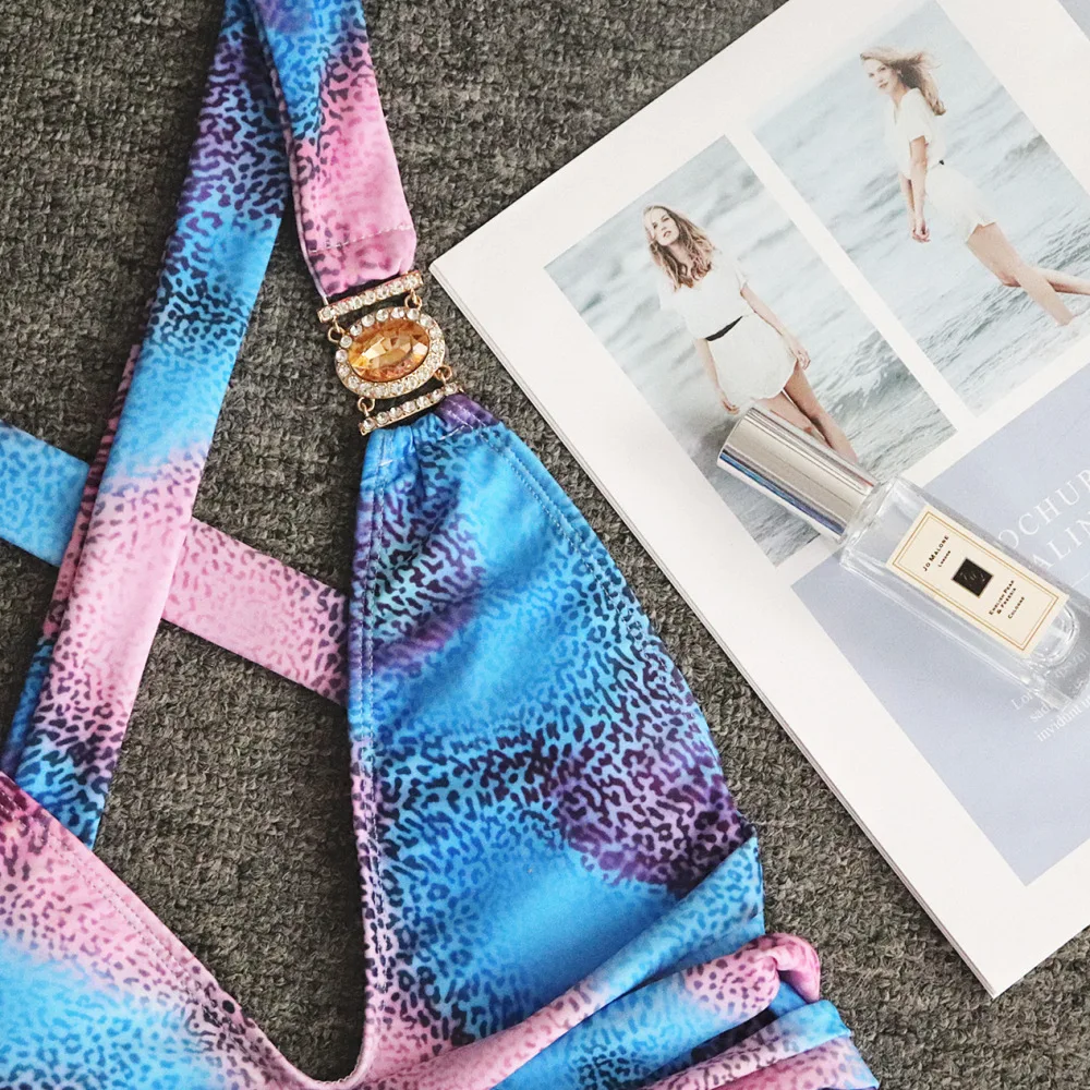 Женский купальник с глубоким v-образным вырезом бандажный высоким монокини