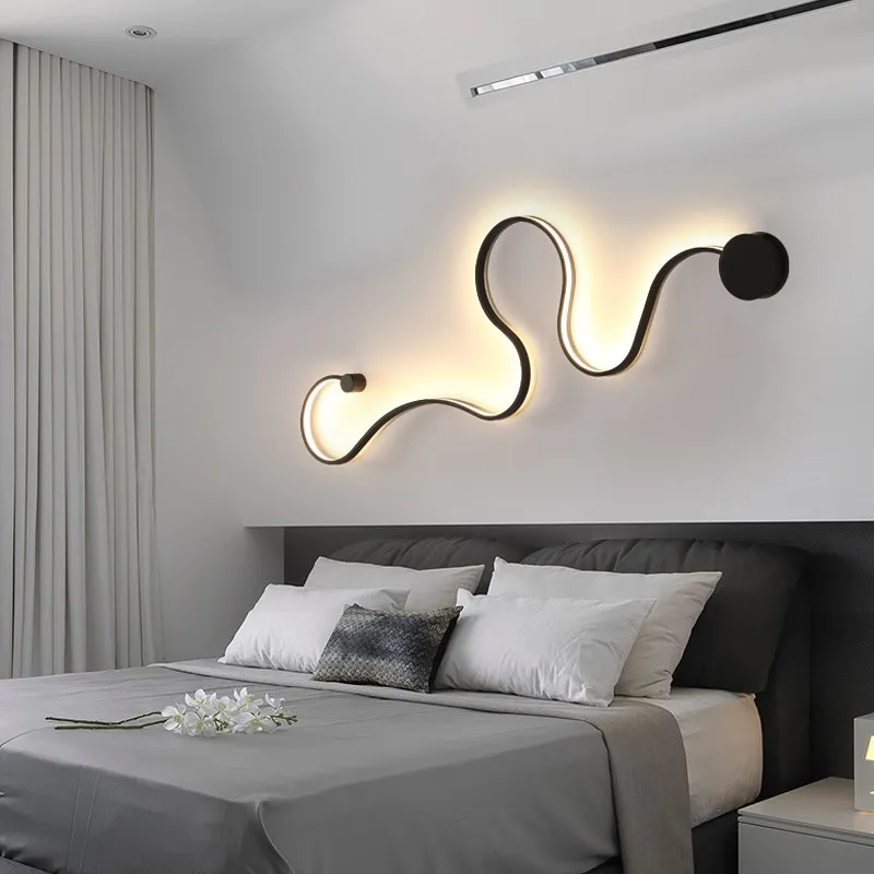 Новинка монтируется на современной поверхности светодиодные потолочные