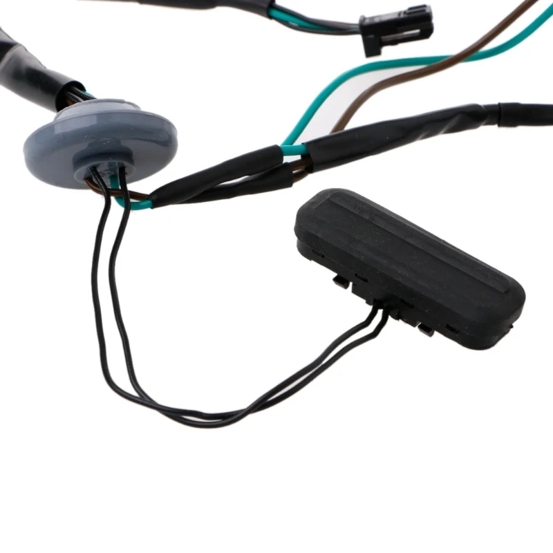 1 пара светильник для задней крышки номерного знака с кнопкой переключения на