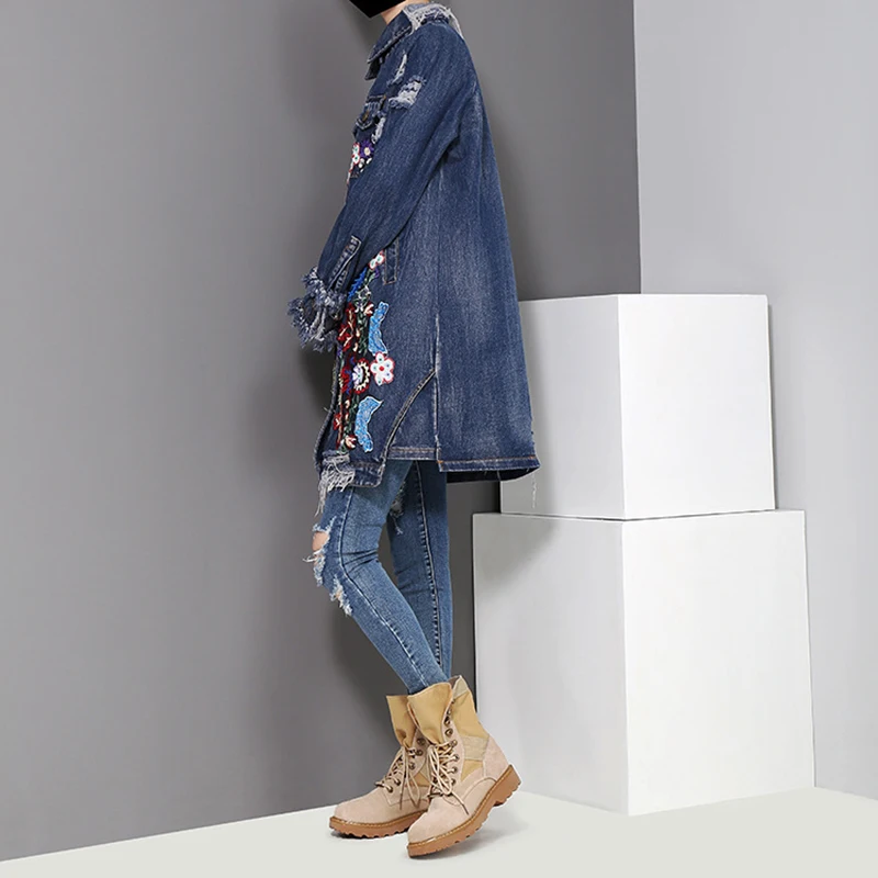 Женская джинсовая куртка бойфренда с дырками винтажная Свободная длинным