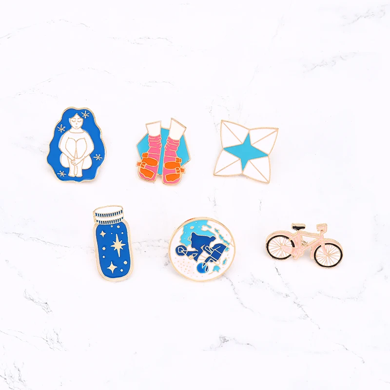 Мультяшная металлическая эмалированная заколка розового и белого цвета для езды