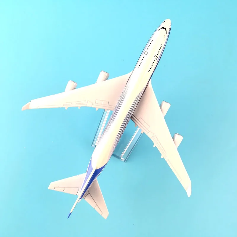 Авиакомпании модель самолета Боинг 747 имитация 16 см сплав Рождественская игрушка