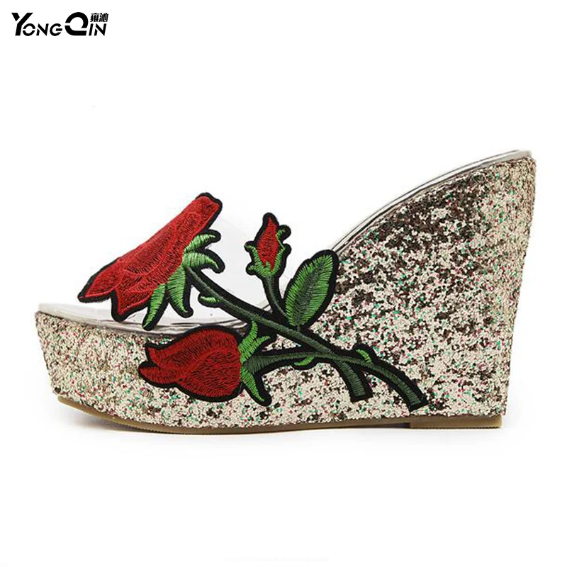 Новинка 2017 года розовые женские сандалии Модные прозрачные туфли лодочки на