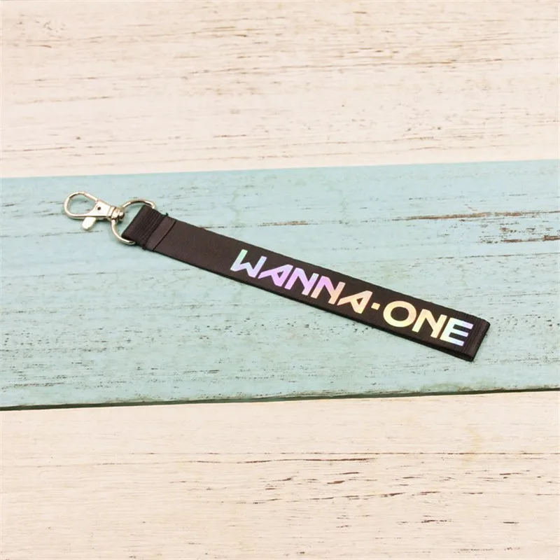 WANNA ONE Album брелок для ключей 11 человек двустороннее обесцвечивание название K pop